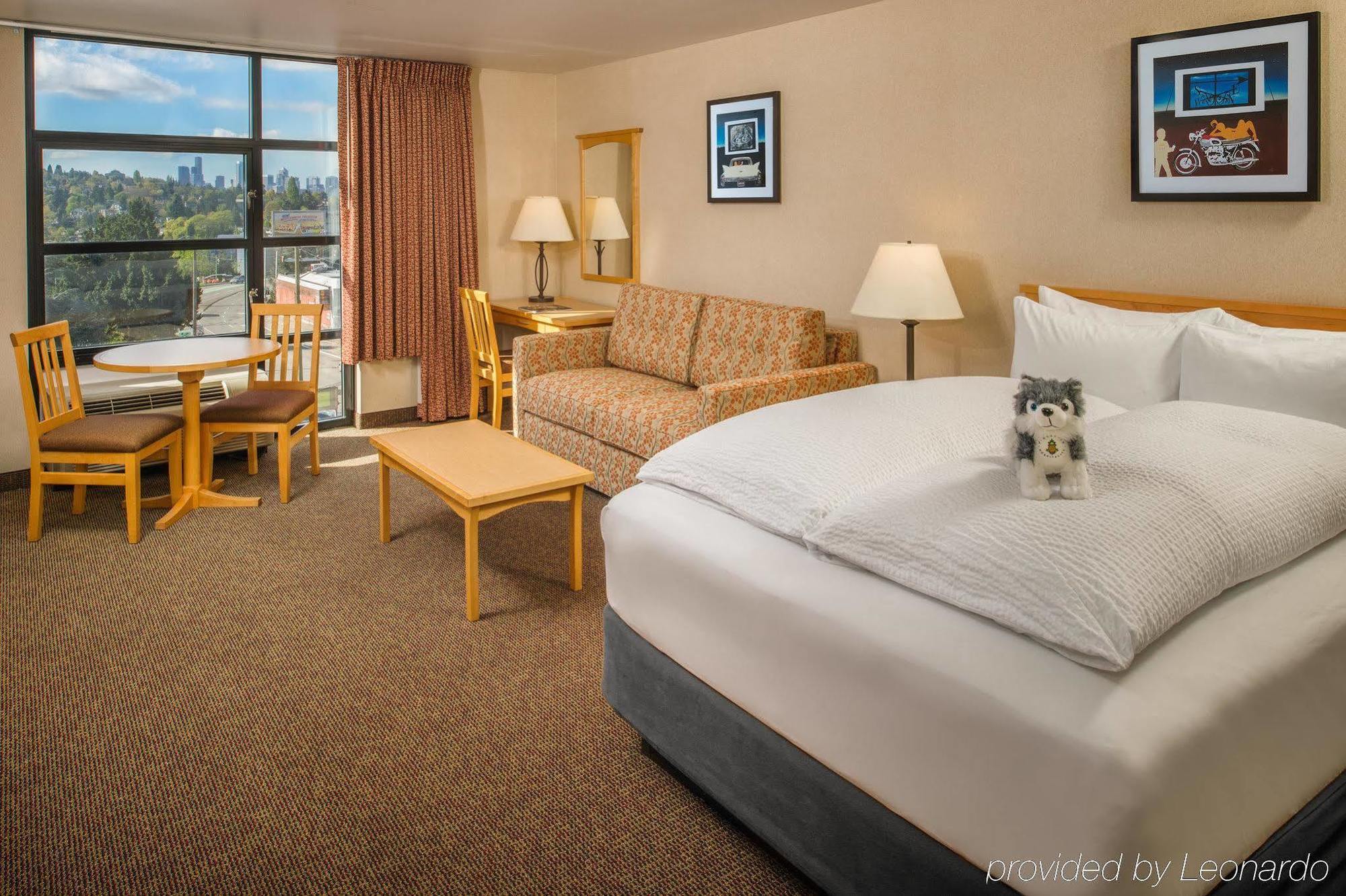 Staypineapple, University Inn, University District Сиэтл Экстерьер фото
